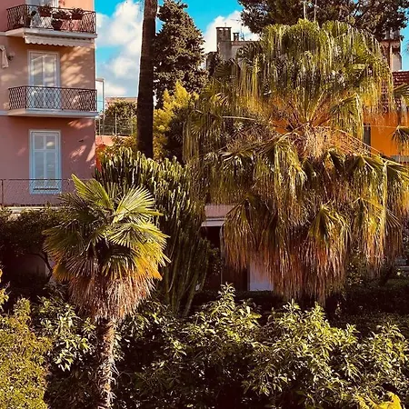 Casa Pippo & Mina Centro Citta Апартаменты *